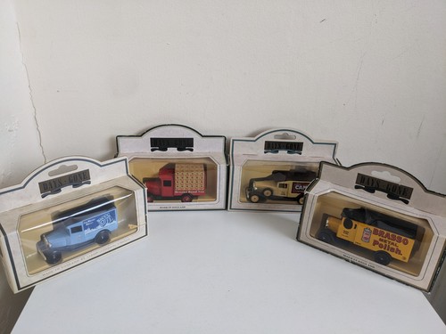 Lledo vintage toy car set - vintage,