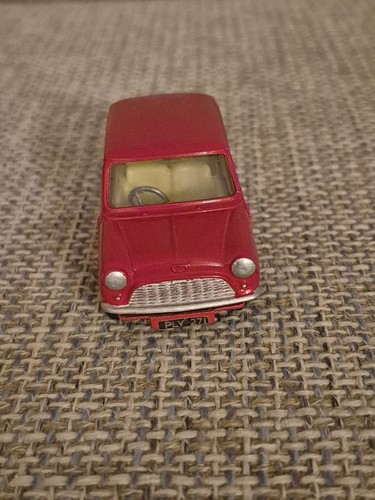 Vintage corgi toys 225 - no,