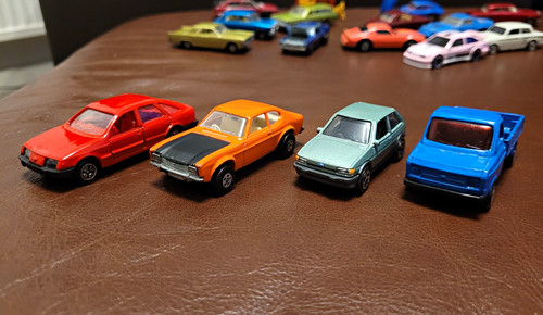 Matchbox superfast ford capri - superfast,