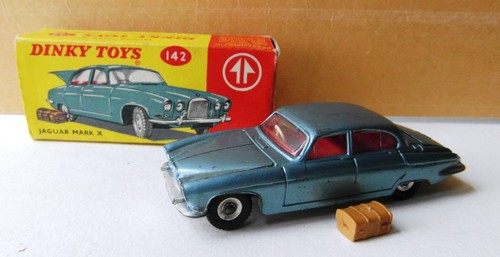Vintage dinky 142 jaguar mark - vintage,