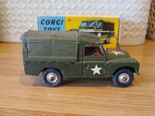 Vintage corgi toys 357 - corgi,