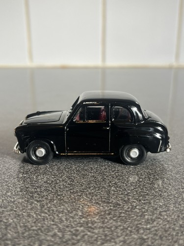 Vintage corgi austin a35 - austin,