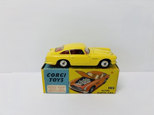 Corgi toys 218 - corgi, martin