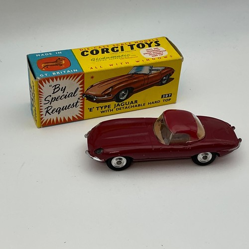 Vintage corgi toys 307 type - 307, e-type