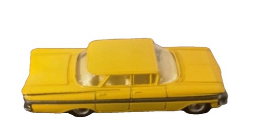 Corgi toys chevrolet - corgi, impala