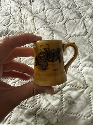Vintage miniature ford model - miniature,