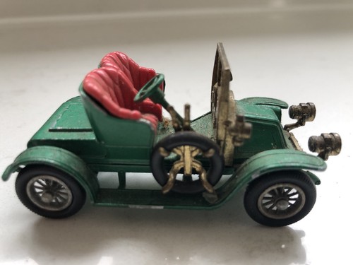 Lesney 1911 green renault - lesney,