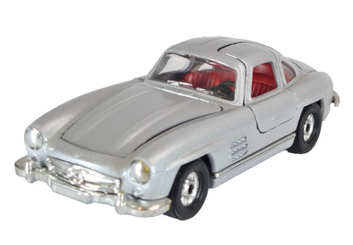 Corgi scale mercedes benz - scale,