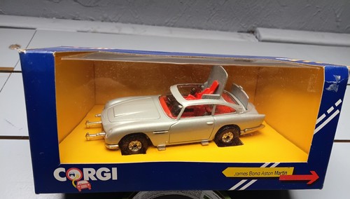 Vintage boxed corgi toys - vintage, no