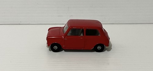 Vintage corgi toys red bmc - toys,